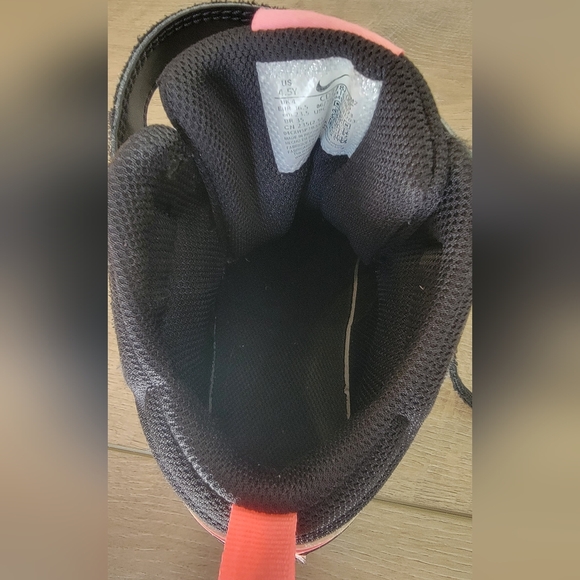 Nike Youth 4.5Y Black White Pink Court Borough Mid 2 High Top Sneakers. - Picture 15 of 17